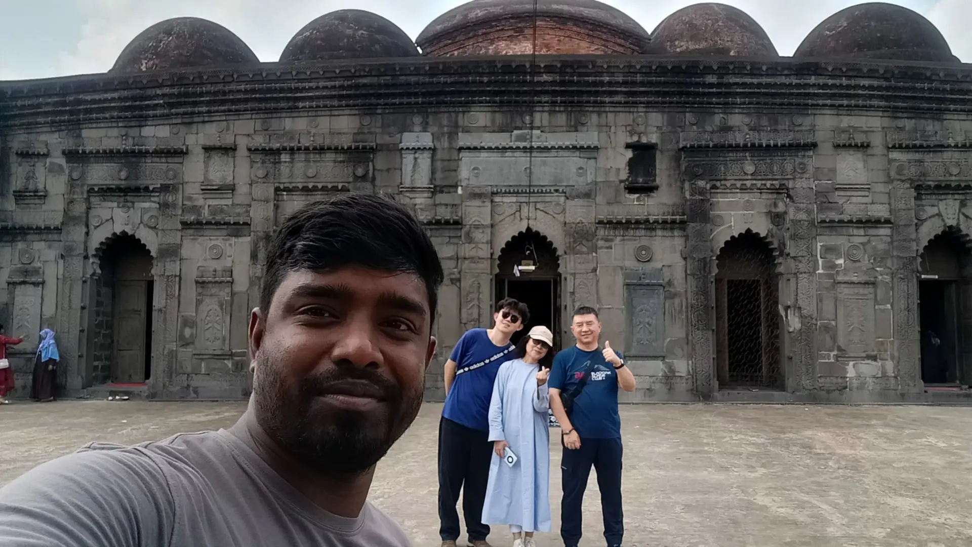 Front side of Choto Sona Mosque
