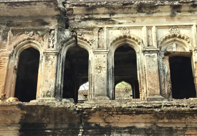 One storey ruined building in Panam City