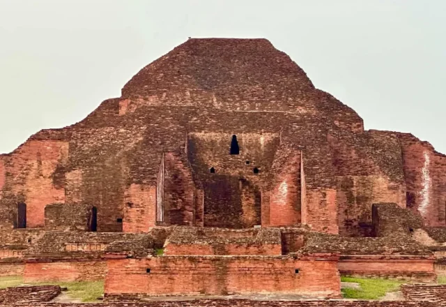 Sompur Mahavihara front view