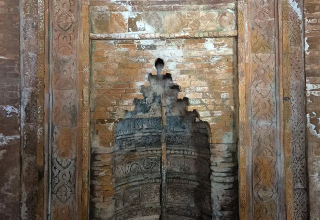Terracotta inside Sixty Dome Mosque