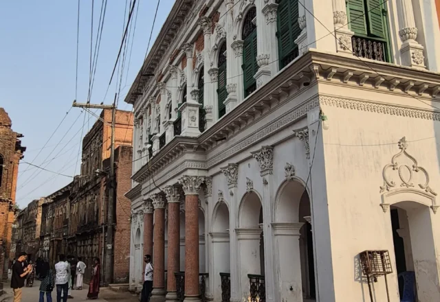 Two storey white building in Panam City