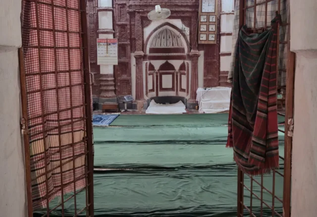 Atia Mosque front gate