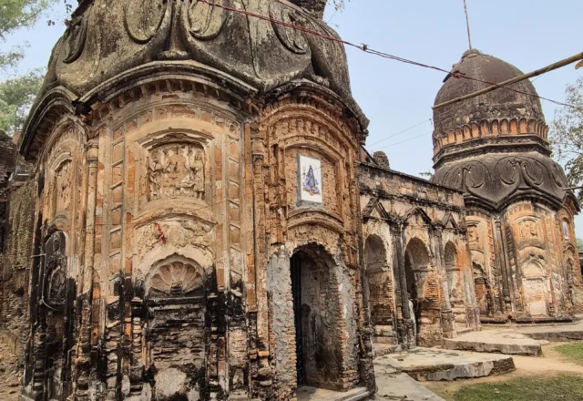 Balihar Rajbari Shiva Temple corner view