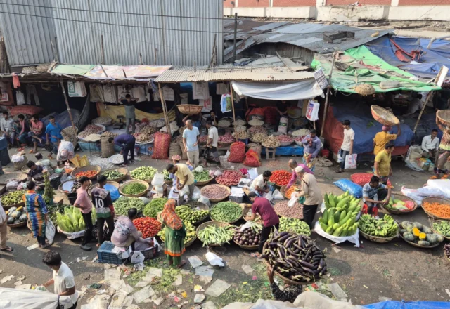 Grocery & vegetables retails point in Kawran Bazar – Dhaka