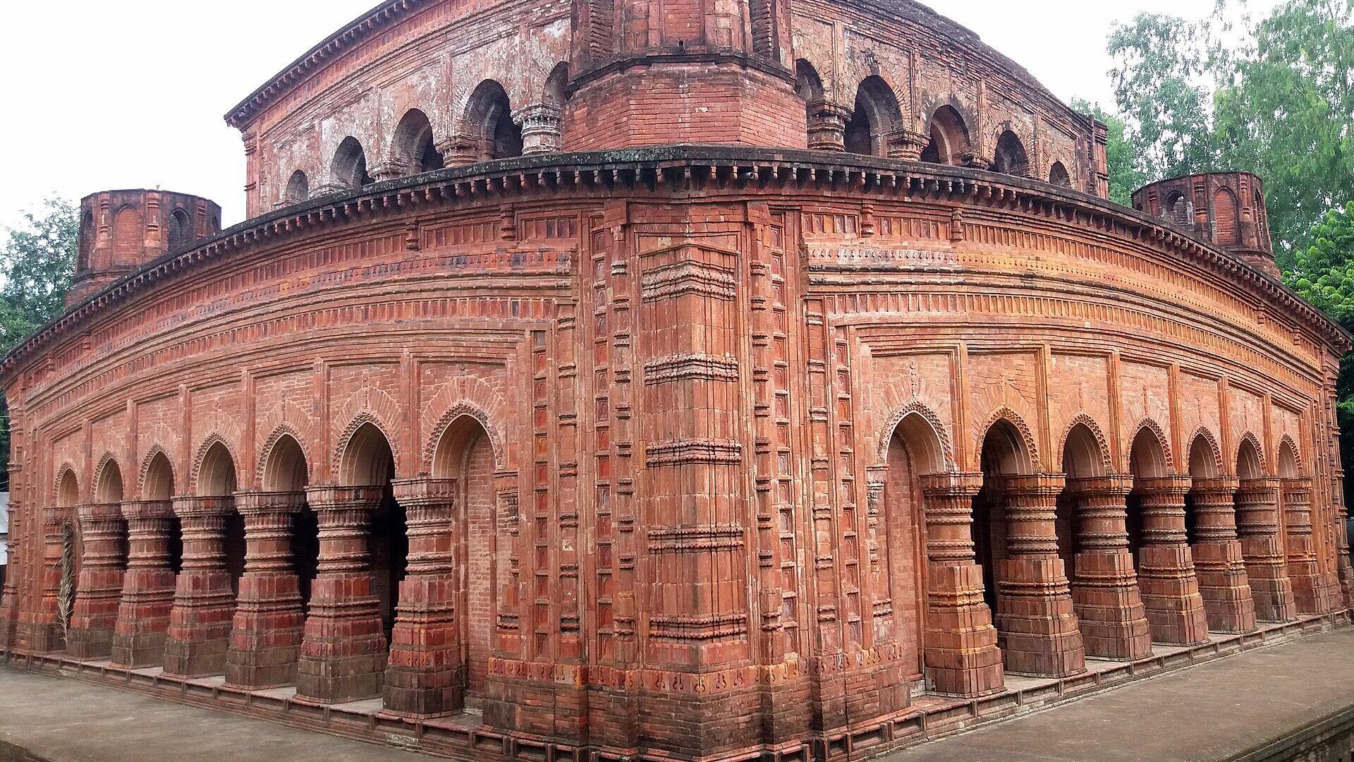 Nine-spired Navaratna terracotta temple at Hatikumrul, Sirajganj